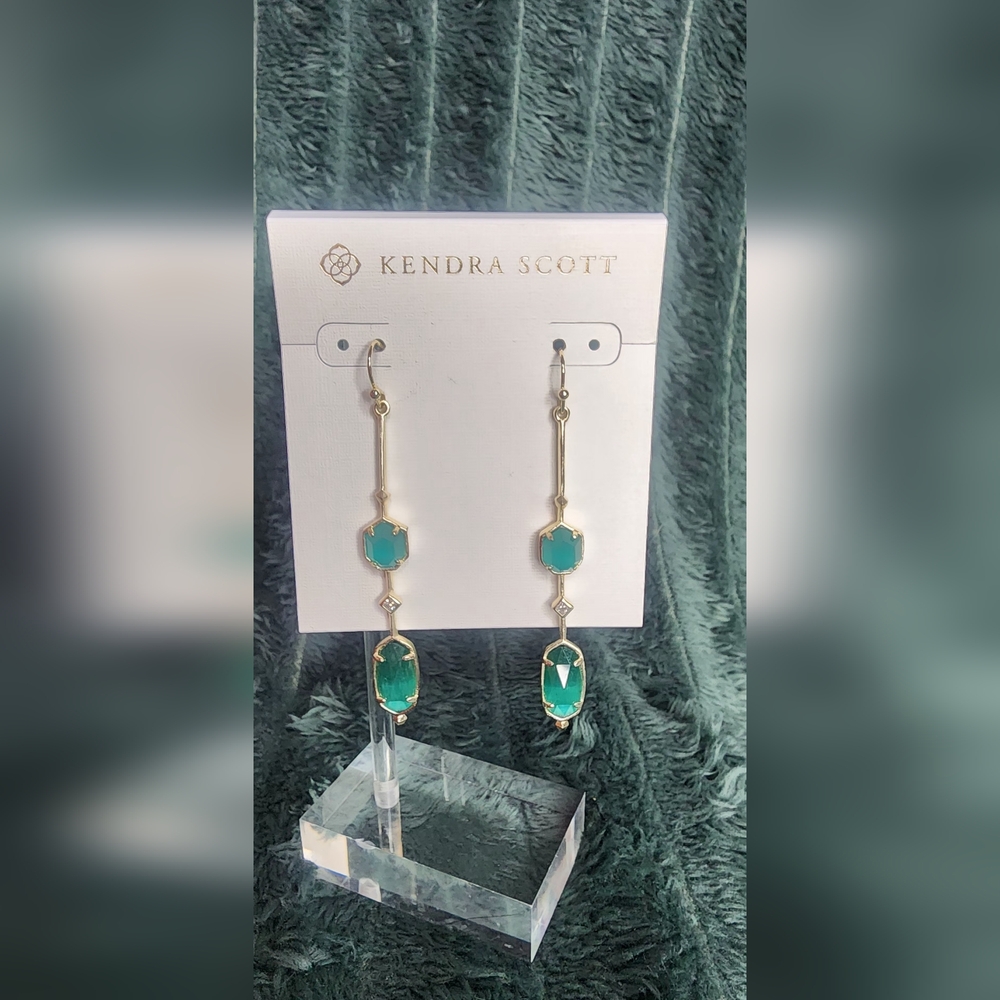 Kendra Scott  Earrings in Gold